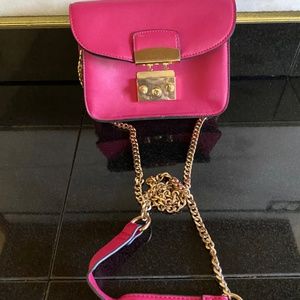 FOREVER 21 BARBIE PINK CROSSBODY BAG